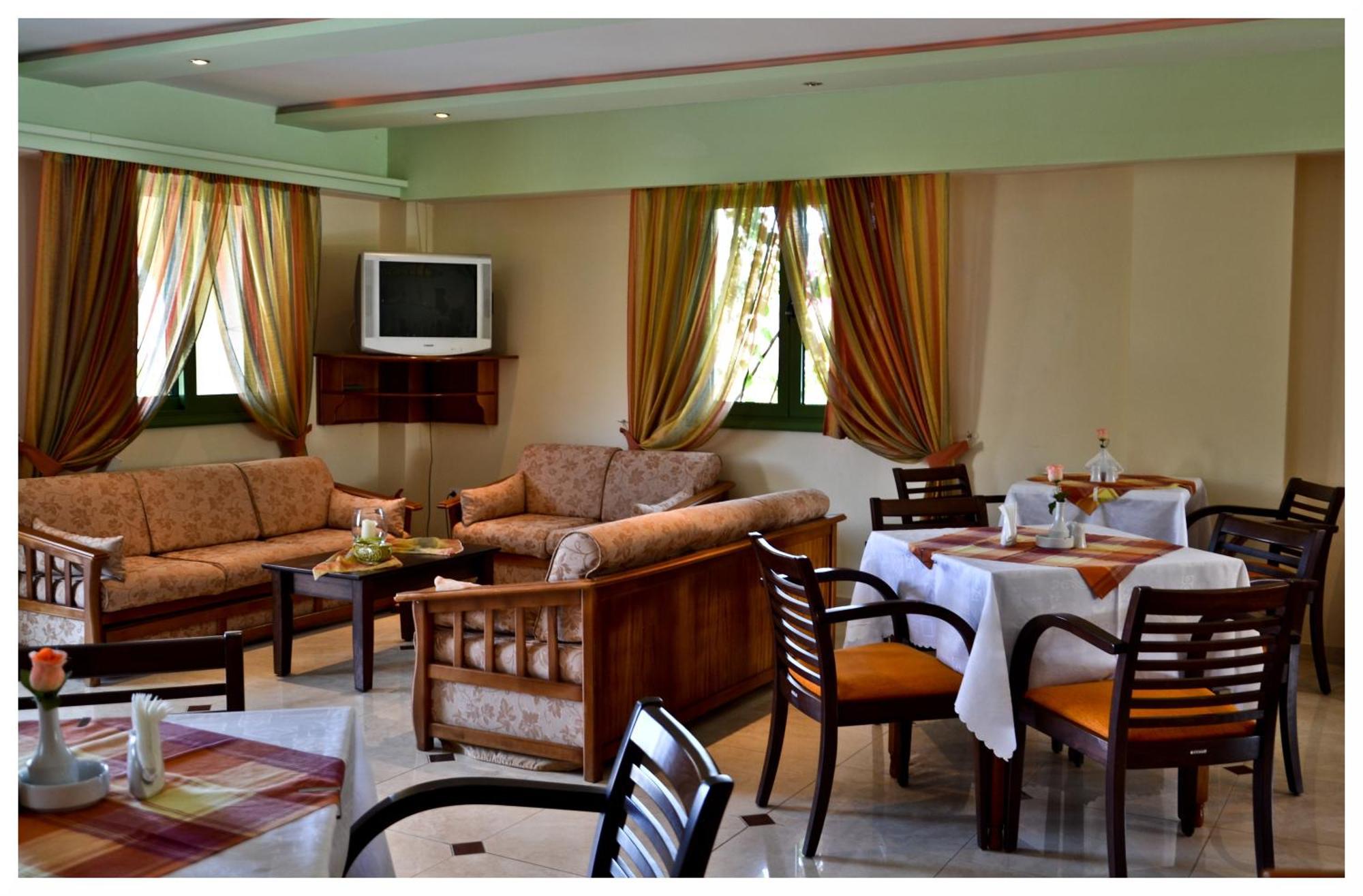 Alex (Adults Only) Hotel Karpathos Exterior foto