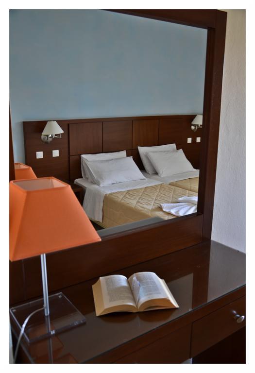 Alex (Adults Only) Hotel Karpathos Exterior foto