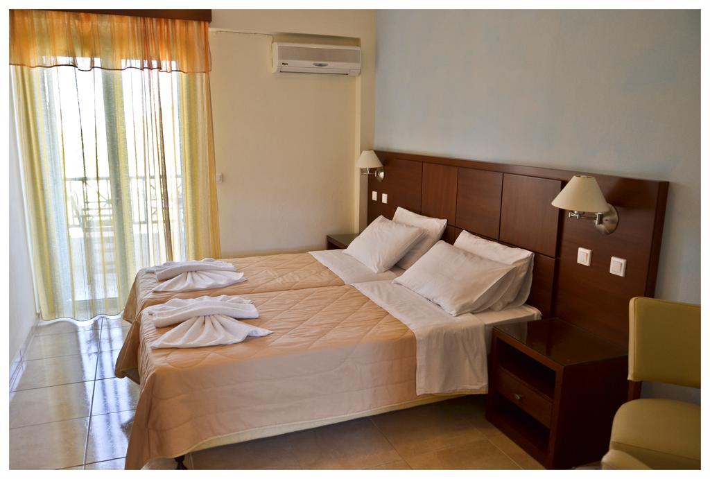Alex (Adults Only) Hotel Karpathos Exterior foto